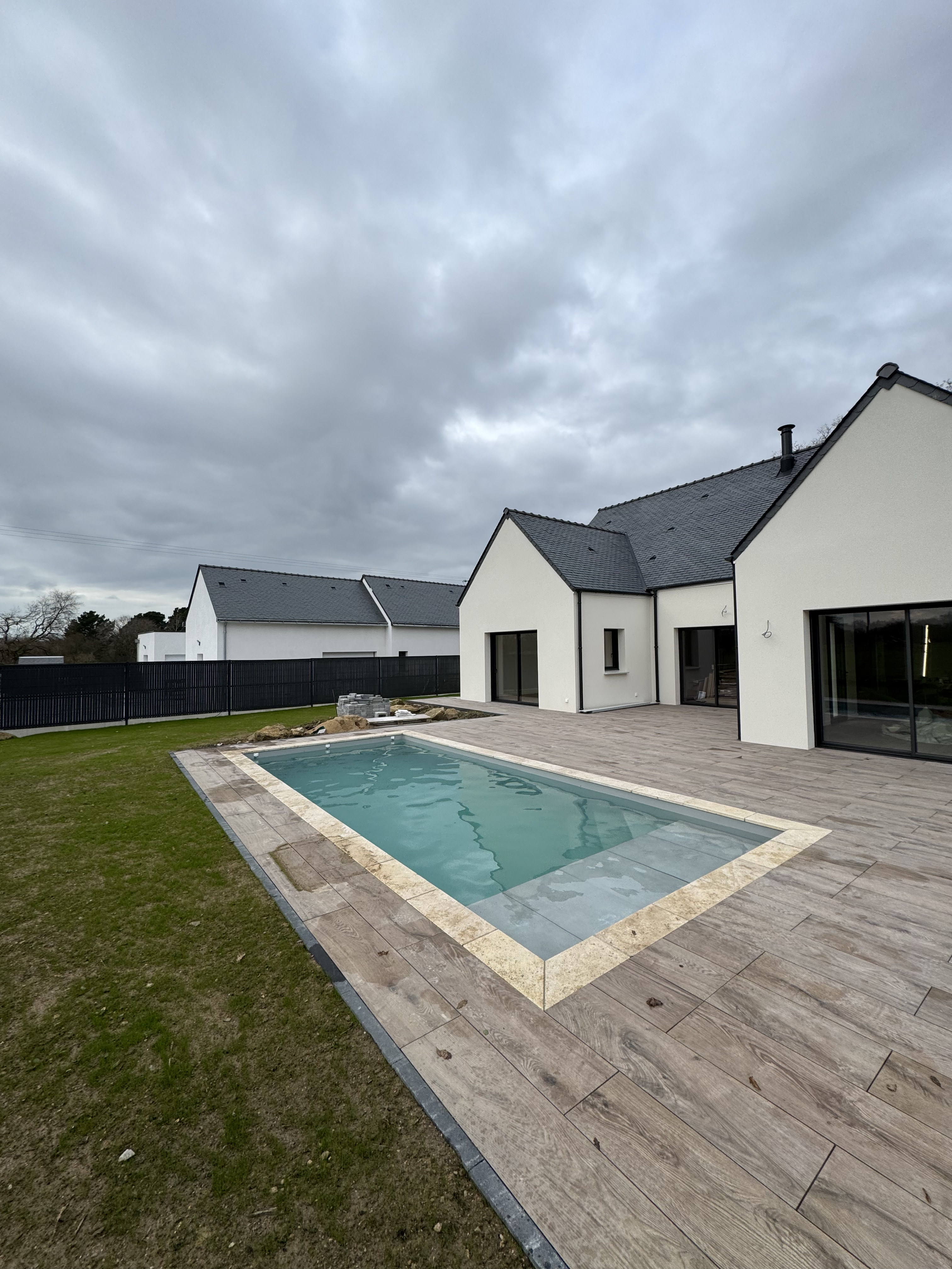Piscine maçonnée 7×3,50 m terminée — Saint-Brévin-les-Pins