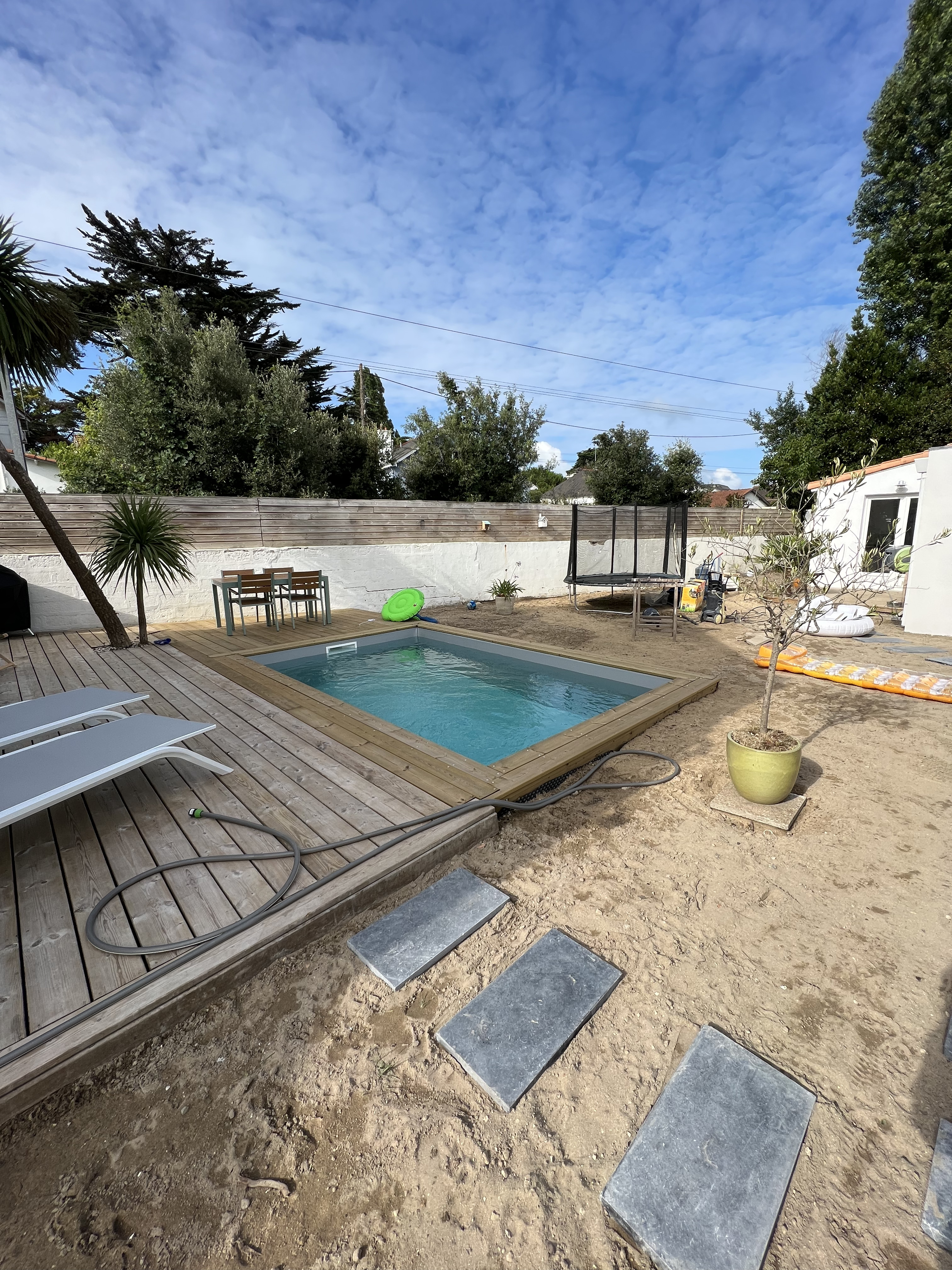 Piscine polystyrène La Baule vue d'angle terminée