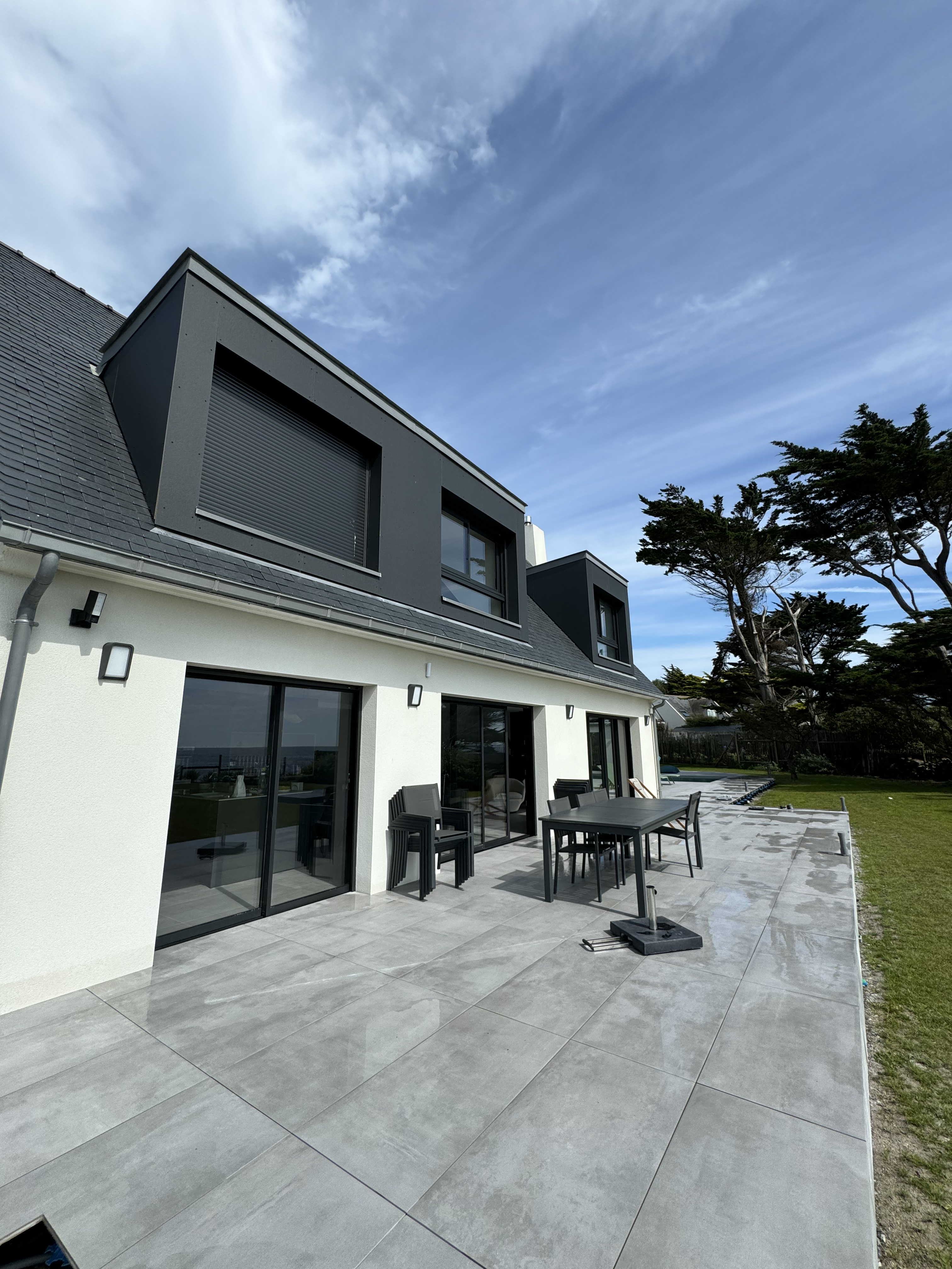 Terrasse dallage plots terminée — La Turballe